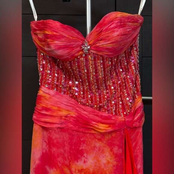 Women Dresses - Picture 2 of 10